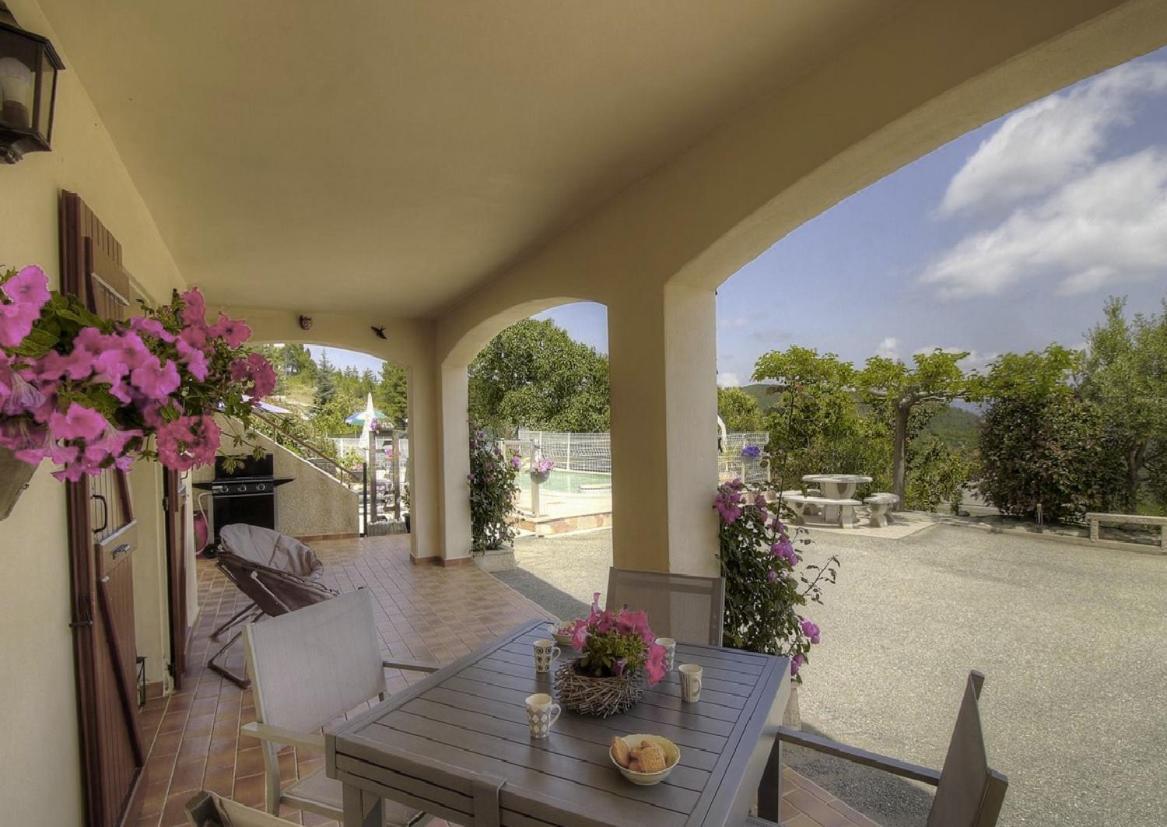 Amon Nos Otes Villa Vezzani Kültér fotó