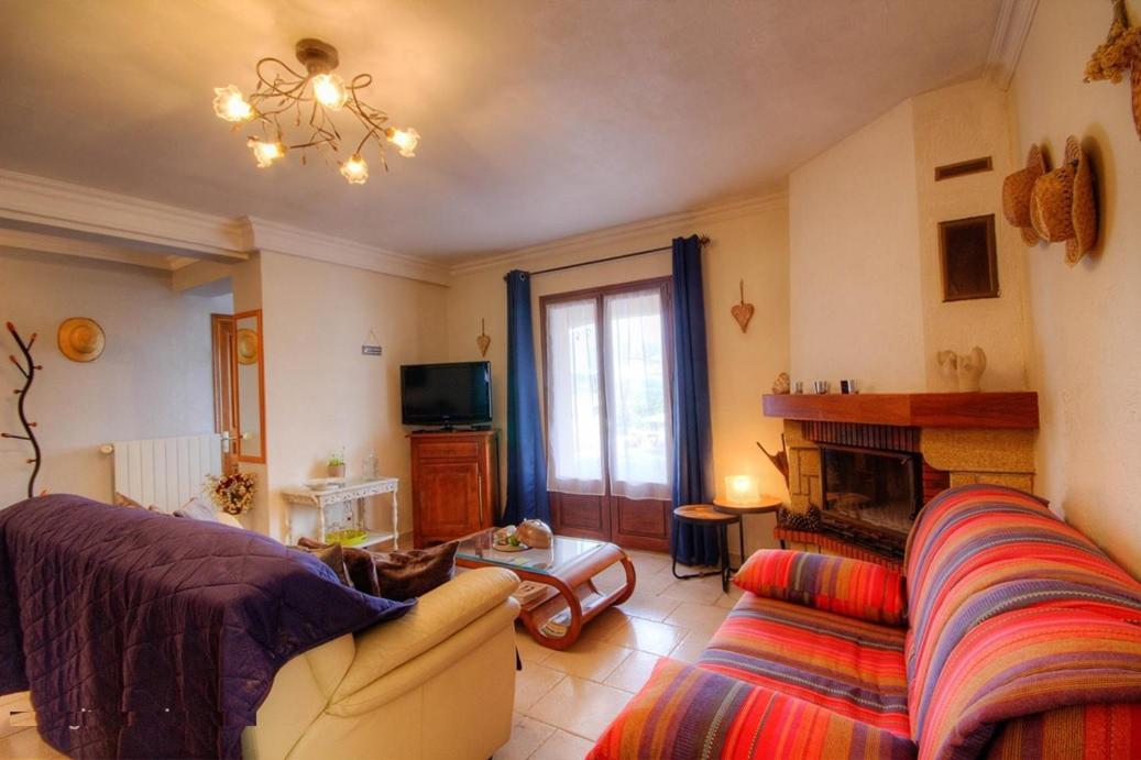 Amon Nos Otes Villa Vezzani Kültér fotó